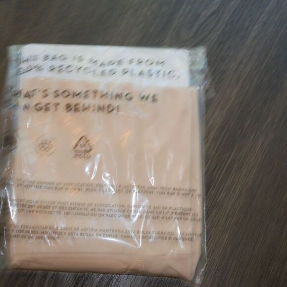 NEW SPANX Power Short Shaper Short Soft Nude Size Medium 6" Inseam - Picture 11 of 11